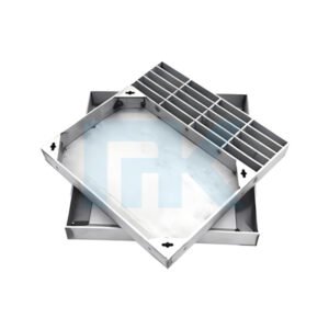 Outdoor garden floor linear drainage